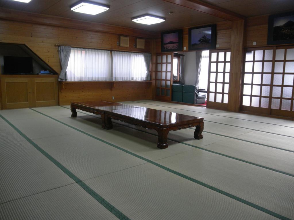 Haranoya Hotel Oshino Buitenkant foto