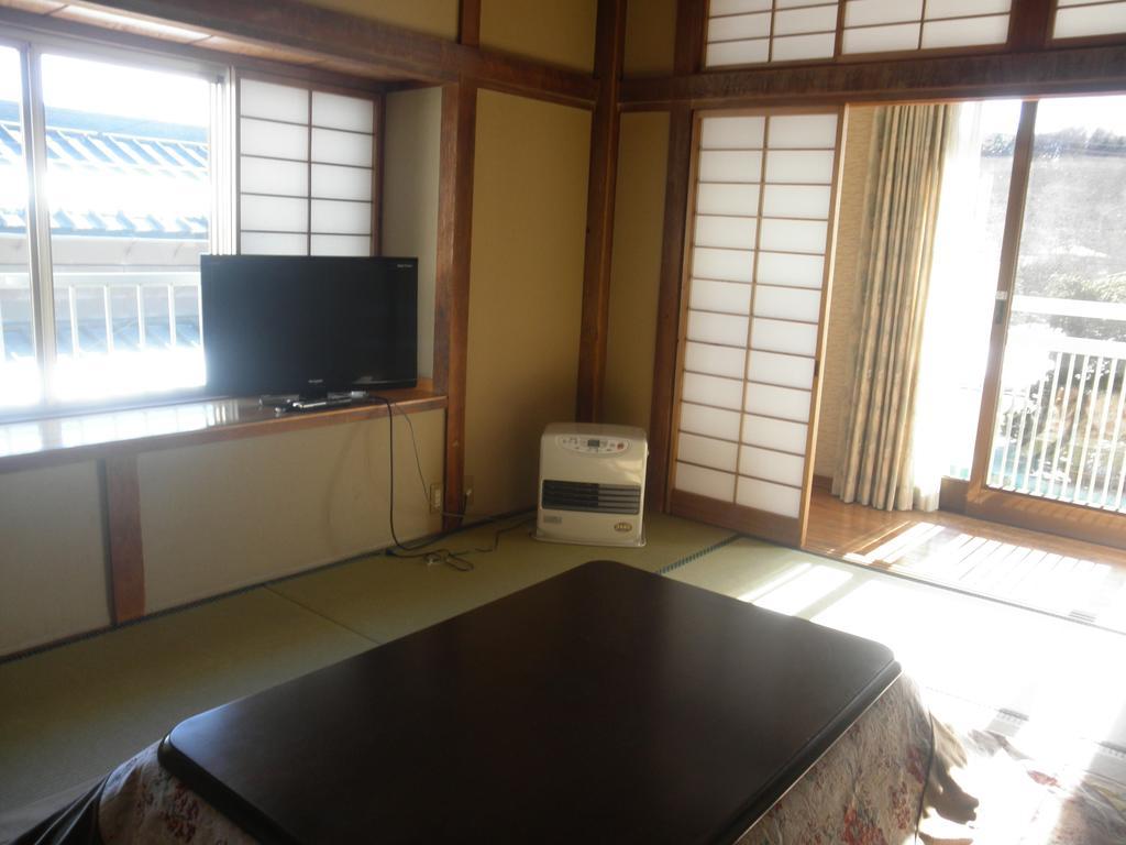 Haranoya Hotel Oshino Buitenkant foto